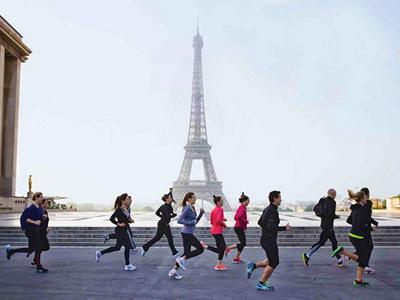 SIGHTSEEING+RUN+IN+PARIS+every+Fridays+and+Saturdays image