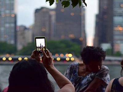 Manhattanhenge image